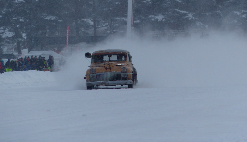 Illustration for article titled Sweden's 'Speed Weekend On Ice' Is Where Sanity Goes To Die And Axles Go To Break
